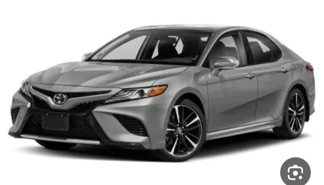 تويوتا كامري مستعمل نظيف للبيع