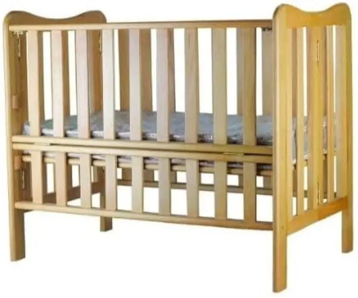 سرير اطفال خشب